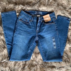 R1893 Skinny Low Rise Jeans